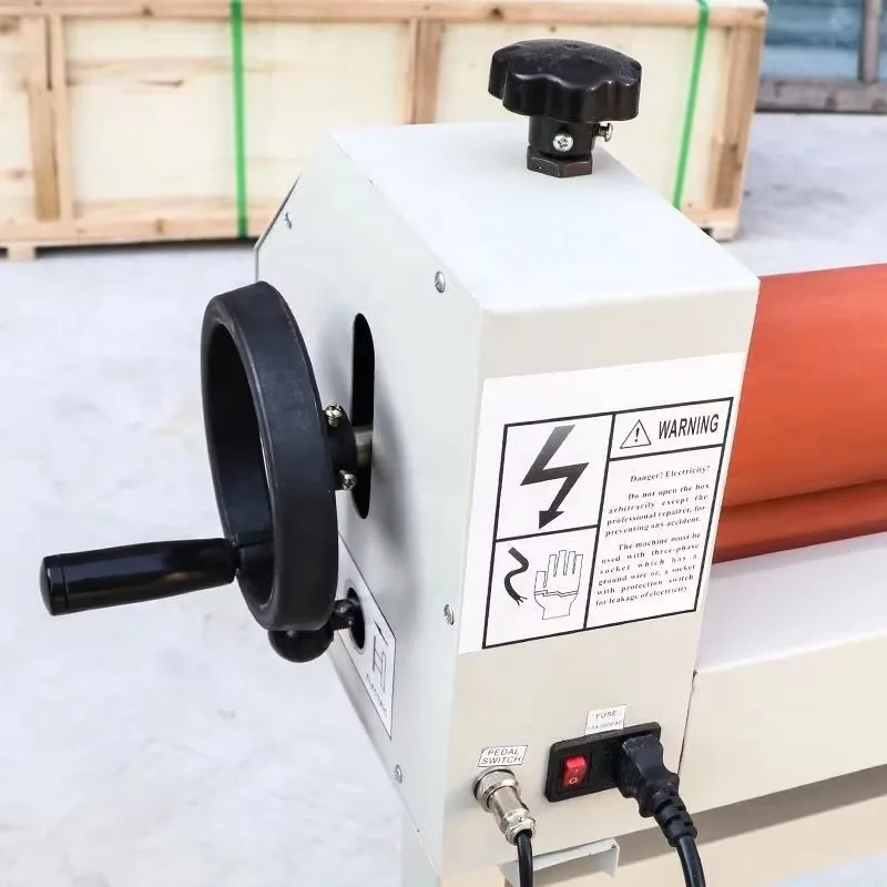 【Brand New】1300mm 51inch Elect - Laminator Cold Roll recension och pris